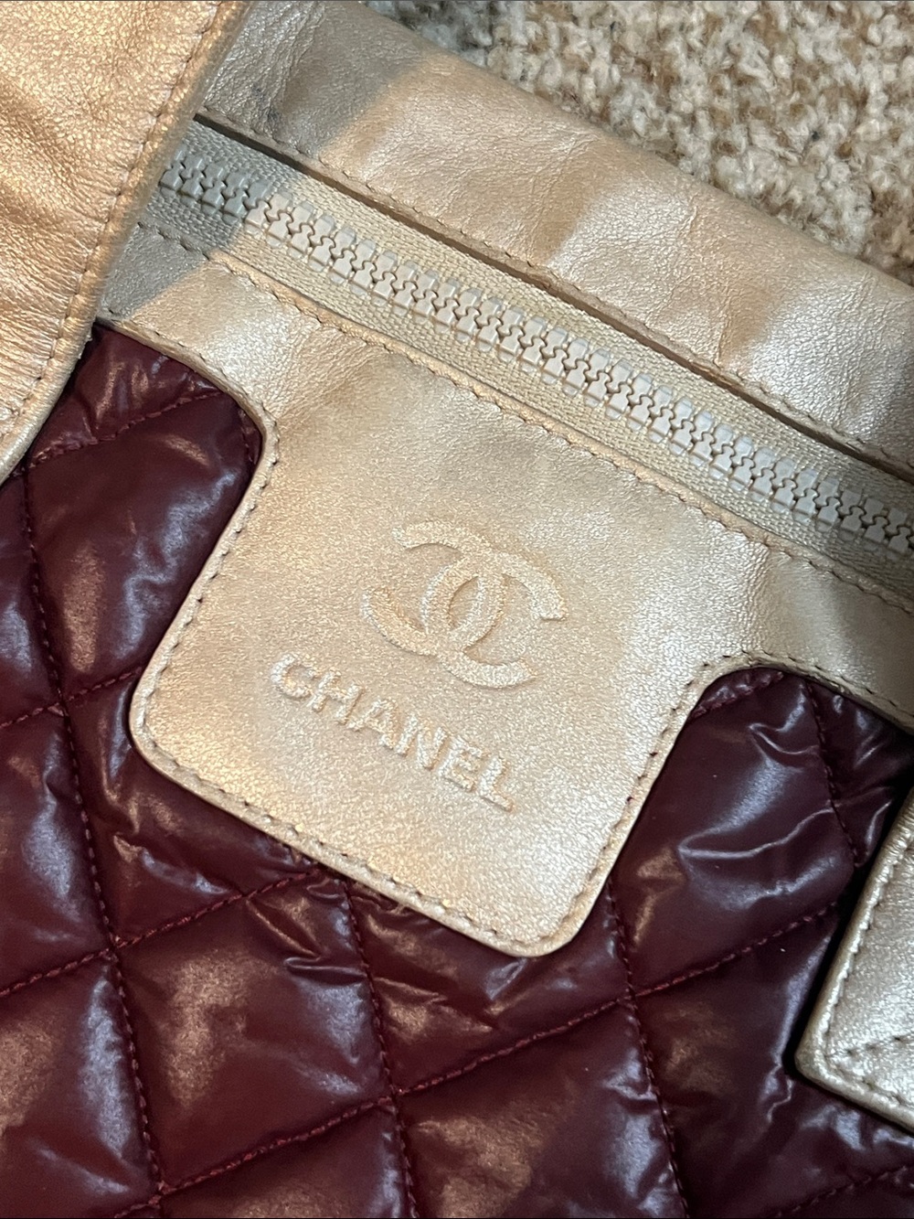 ♥️ CHANEL Coco Cocoon Burgundy Tote - Picture 5 of 17